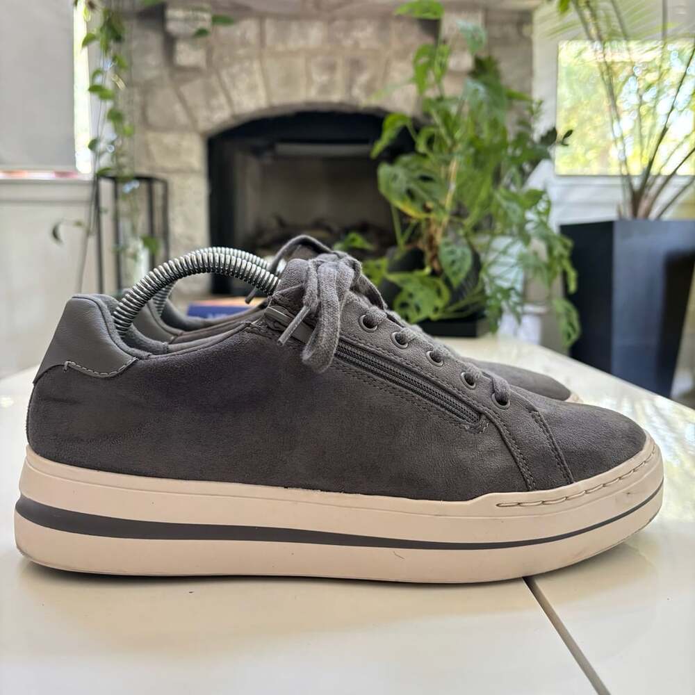 Clarks Cloudsteppers Audreigh Women's 11 Casual Dark Gray Suede Platforms